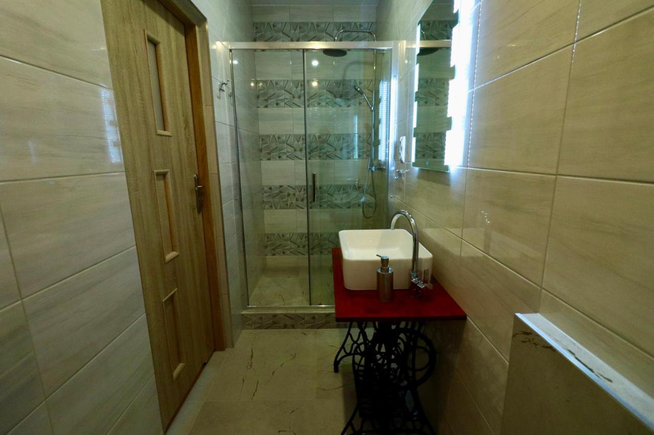 Karczma Pod Jesionem Hotell Brdow Exteriör bild