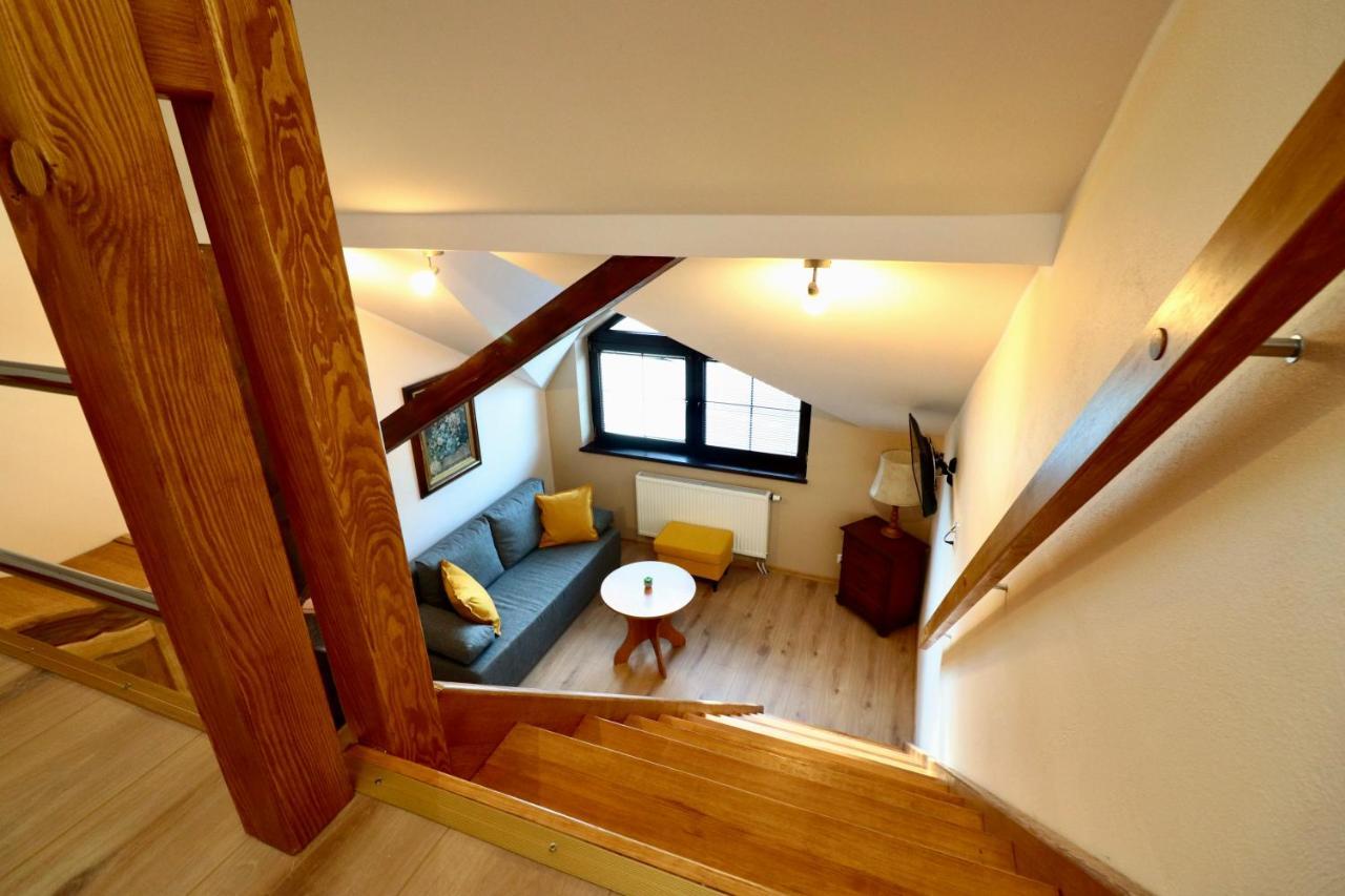 Karczma Pod Jesionem Hotell Brdow Exteriör bild
